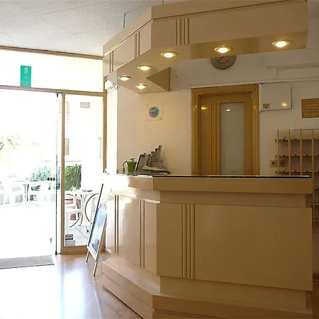 Hotell Irene 2*
